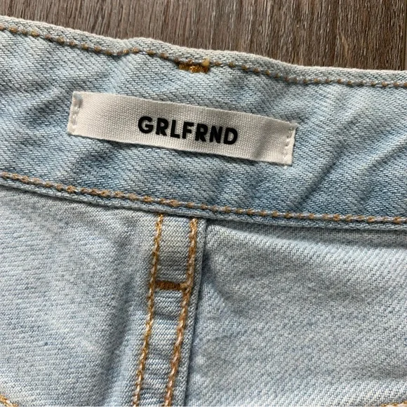 GRLFRND Helena Shorts in Distressed Light Blue SIZE 24 NWT - Picture 7 of 10